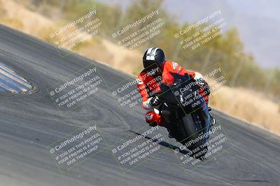 media/Mar-28-2022-Superbike Trackdays (Mon) [[b8603d0f67]]/Open Track Time/Turn 7/